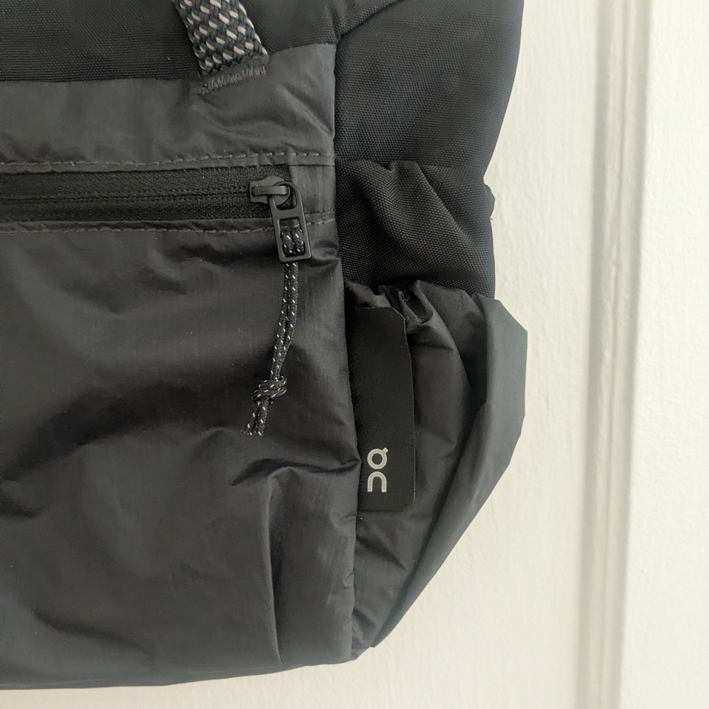 On Running Track Pack Mini Elite - Picture 2 of 4